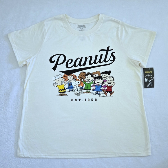 Peanuts Tops - C-Life Group Ltd. Peanuts🥜 Gang Graphic Tee👕 - NWT